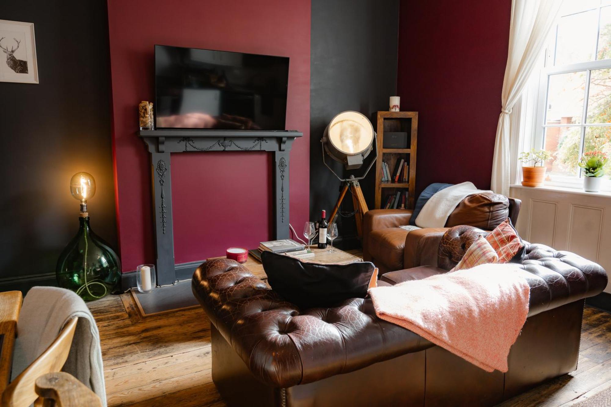 The Bolt Hole - Stratford Upon Avon - Central - Free Offstreet Parking - 2 Bed Luxury Apartment المظهر الخارجي الصورة